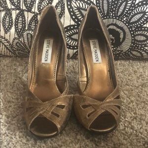 Steve Madden bronze leather heels